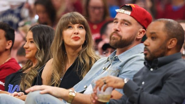 Taylor Swift's courtside Cavs ECF seat goes up for bidding